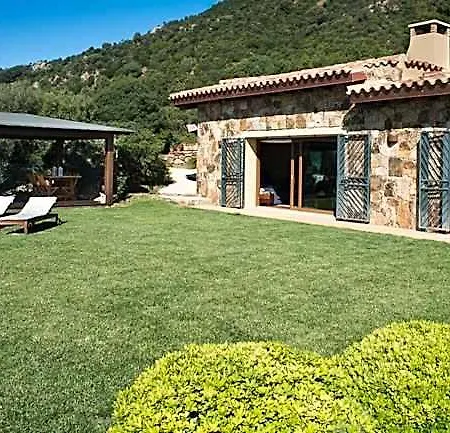 Le Tre Civette - Residenza Di Campagna 4*