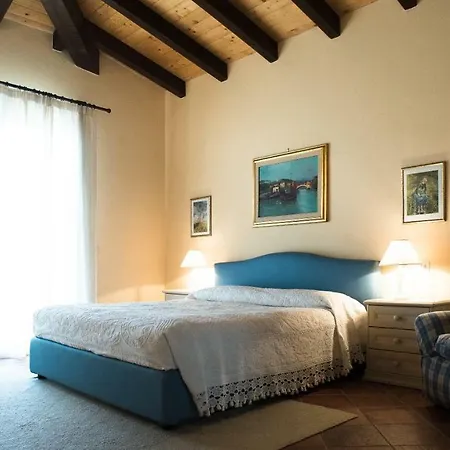 فندق مبيت وإفطار Le Tre Civette - Residenza Di Campagna Villa San Pietro